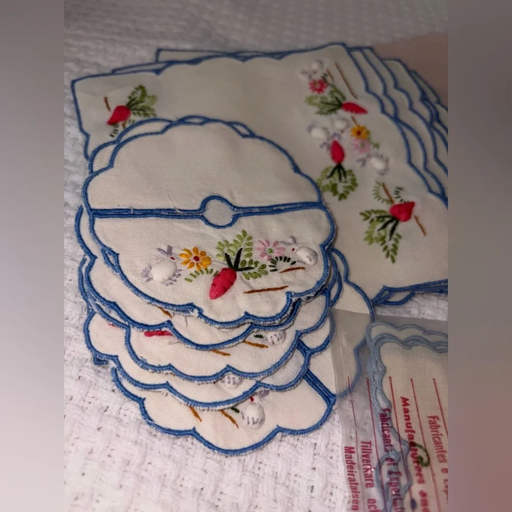 HUGE LOT 68 pcs Vintage Embroidered Table Linens Napkins Drink Coasters Madeira